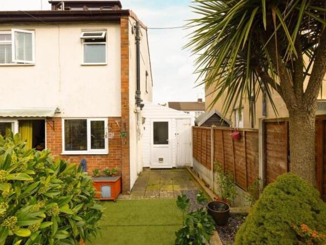 3 bedroom semi detached house for sale in Forest Walk, Kingswood, BS15