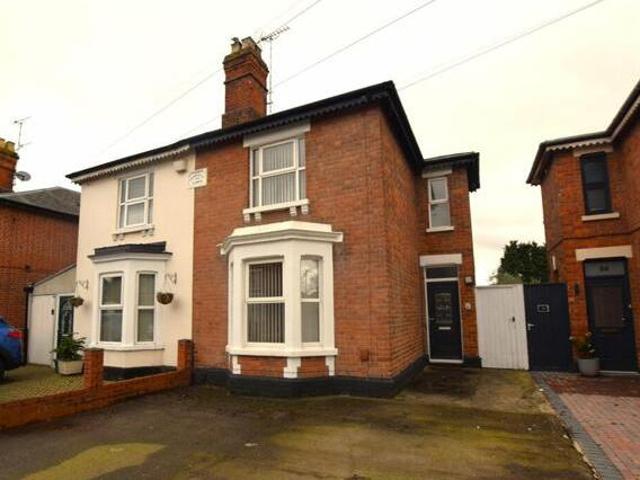 3 Bedroom Semi detached House For Sale In Gloucester