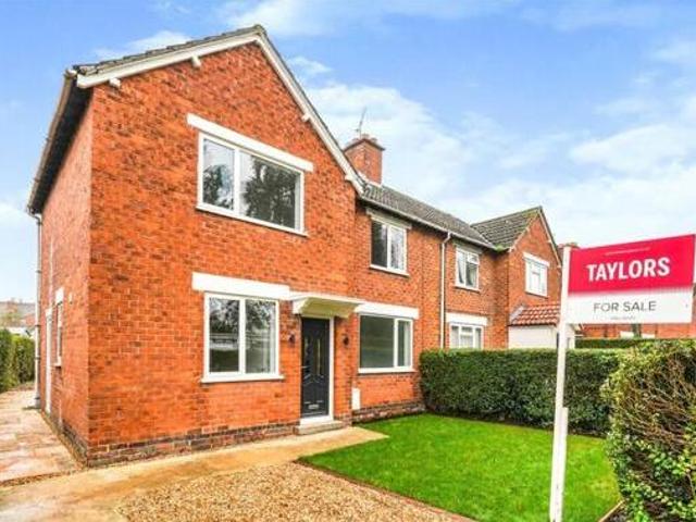 3 Bedroom Semi detached House For Sale In Gloucester