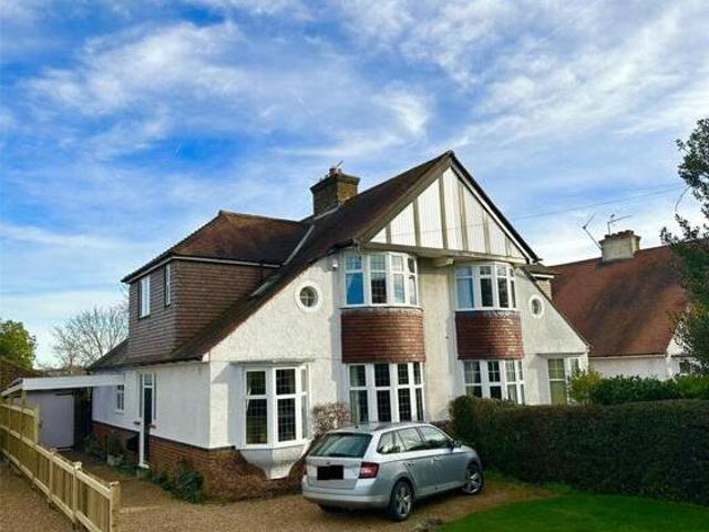 3 Bedroom Semi detached House For Sale In Gravesend, Kent