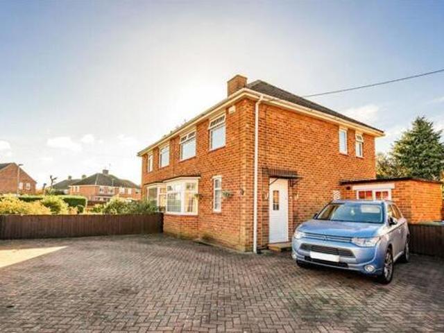 3 Bedroom Semi detached House For Sale In Grimsby, Lincolnshire
