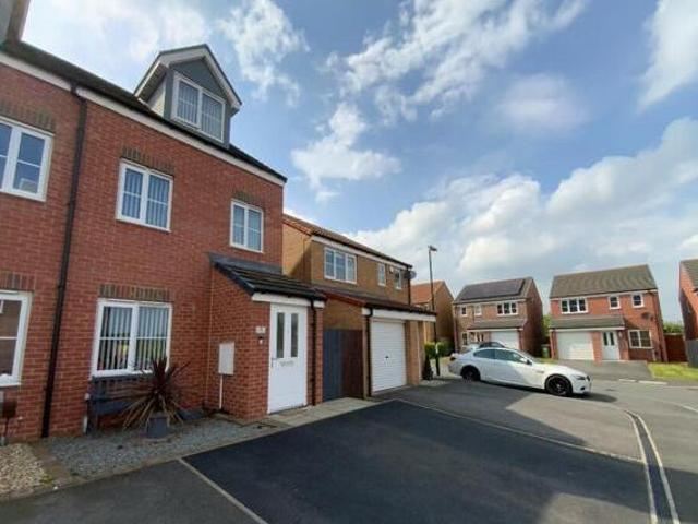 3 Bedroom Semi detached House For Sale In Guisborough, North Yorkshire