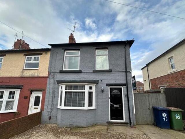 3 Bedroom Semi detached House For Sale In Guisborough, North Yorkshire