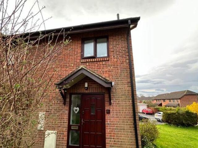 3 Bedroom Semi detached House For Sale In Guisborough, North Yorkshire