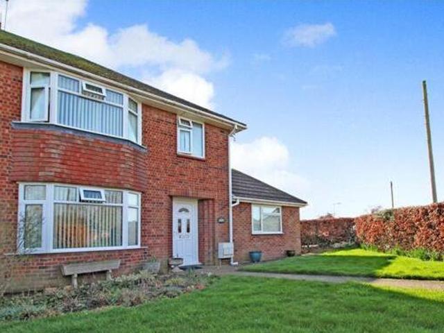3 Bedroom Semi detached House For Sale In Halesworth
