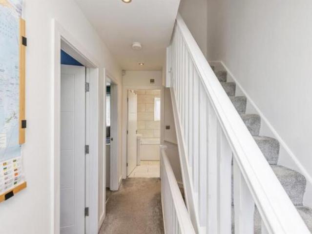 3 bedroom semi detached house for sale in Hall Road, Bradford, BD2