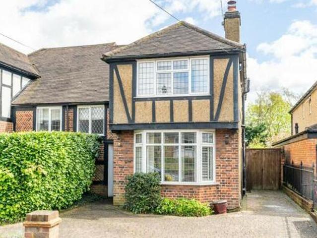 3 Bedroom Semi detached House For Sale In Harpenden, Hertfordshire