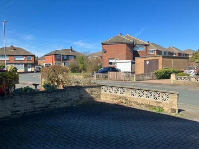 3 Bedroom Semi detached House For Sale In Huddersfield