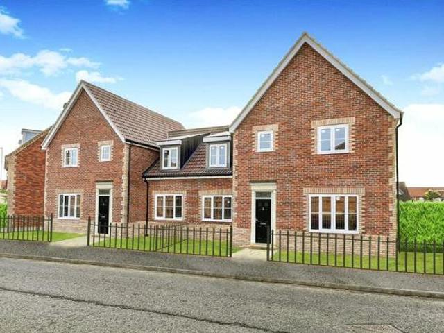 3 Bedroom Semi detached House For Sale In Ipswich, Suffolk