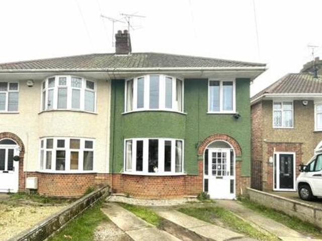 3 Bedroom Semi detached House For Sale In Ipswich