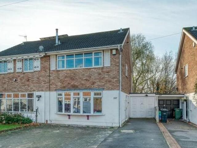 3 Bedroom Semi detached House For Sale In Kingswinford