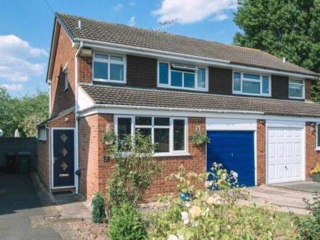 3 Bedroom Semi detached House For Sale In Kingswinford, West Midlands