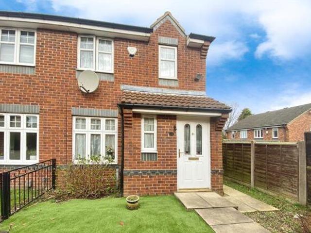 3 Bedroom Semi detached House For Sale In Leeds