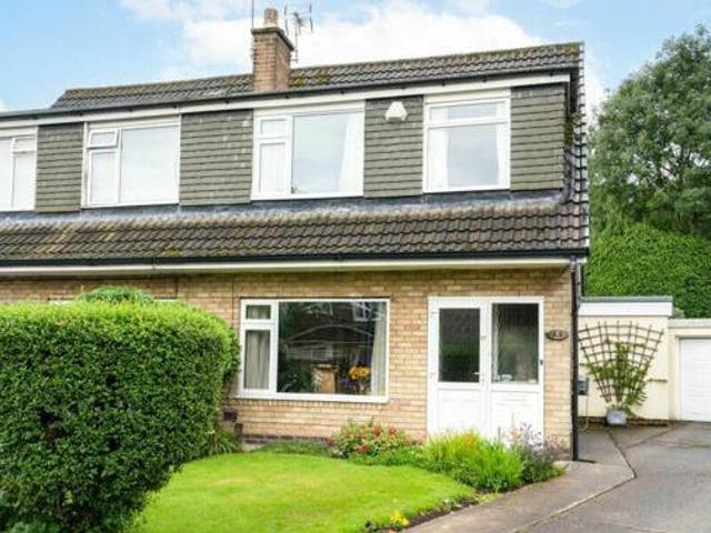 3 Bedroom Semi detached House For Sale In Leeds, West Yorkshire