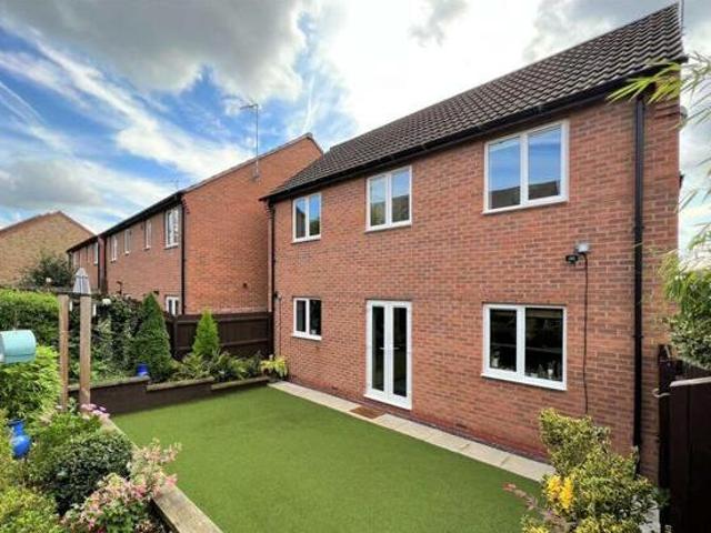 3 Bedroom Semi detached House For Sale In Loughborough