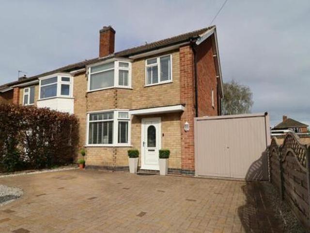 3 Bedroom Semi detached House For Sale In Loughborough