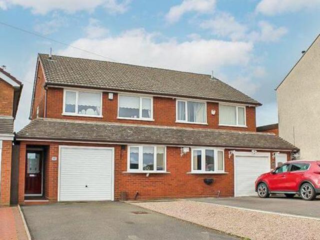 3 Bedroom Semi detached House For Sale In Lower Gornal