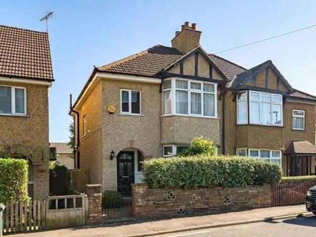 3 Bedroom Semi detached House For Sale In Mill End