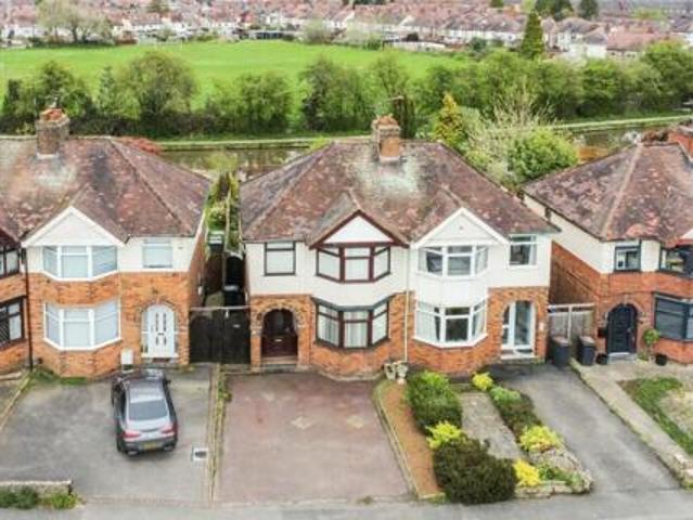3 Bedroom Semi detached House For Sale In Nuneaton
