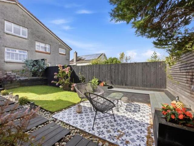 3 bedroom semi detached house for sale in Old Aisle Road, Kirkintilloch, G66