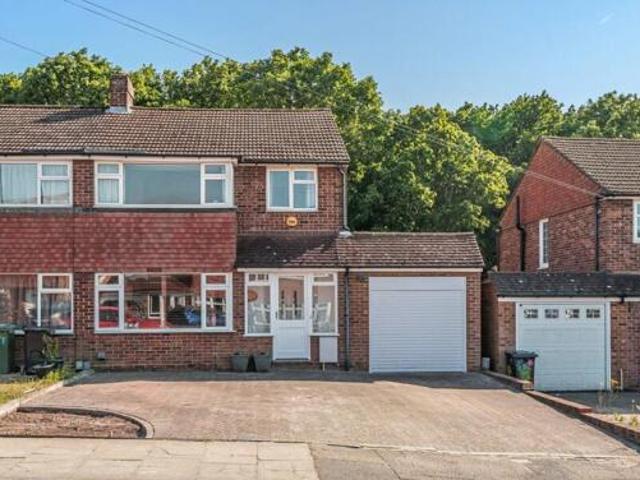 3 Bedroom Semi detached House For Sale In Orpington, Kent