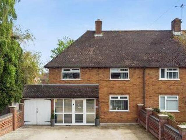 3 Bedroom Semi detached House For Sale In Rickmansworth