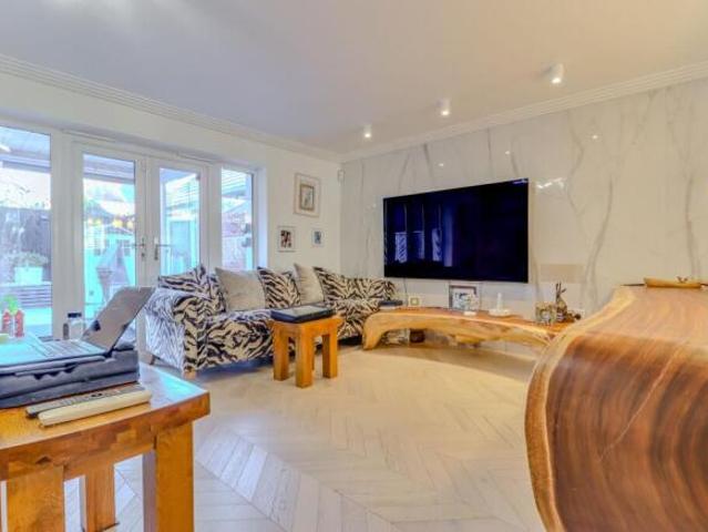 3 bedroom semi detached house for sale in Rowan Drive, Anstey, LE7