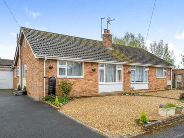 3 Bedroom Semi detached House For Sale In Rowde