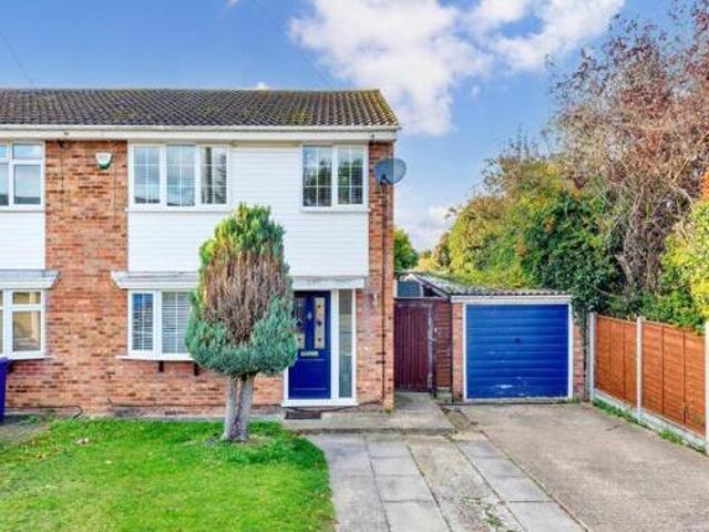 3 Bedroom Semi detached House For Sale In Royston