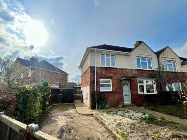 3 Bedroom Semi detached House For Sale In Sittingbourne