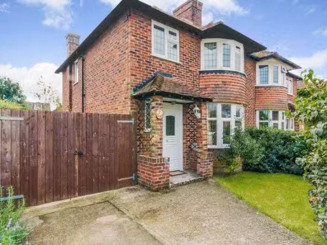 3 bedroom semi detached house for rent in The Dene, Canterbury.