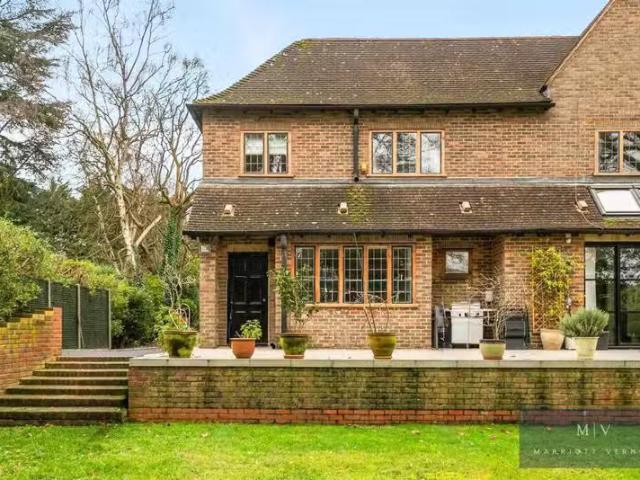 3 bedroom semi detached house for rent in The South Border, Pu.