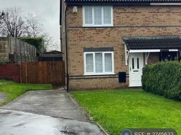 3 bedroom semi detached house for rent in Wasdale Avenue, Blac.