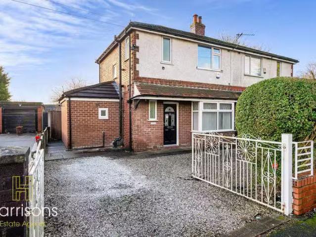 3 bedroom semi detached house for rent in Withins Grove, Bolto.