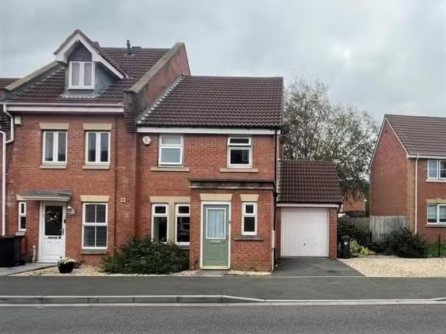 3 bedroom semi detached house for rent in Worle Moor Road, Wes.