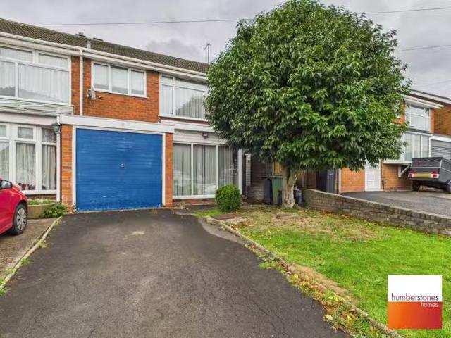 3 bedroom semi detached house for rent in Acorn Road, Halesowe.