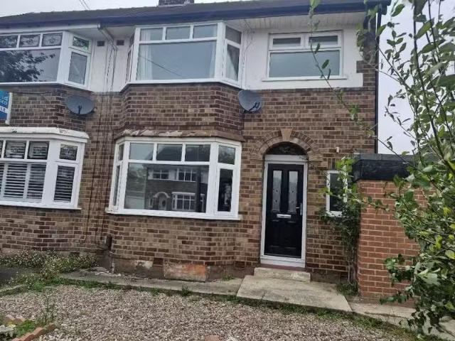 3 bedroom semi detached house for rent in Borrowdale Road, CH63