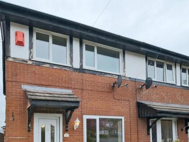 3 Bedroom Semi detached House For Rent In Blackburn, Lancashire