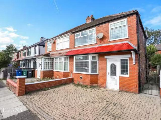 3 bedroom semi detached house for rent in Brecon Drive, Bury.