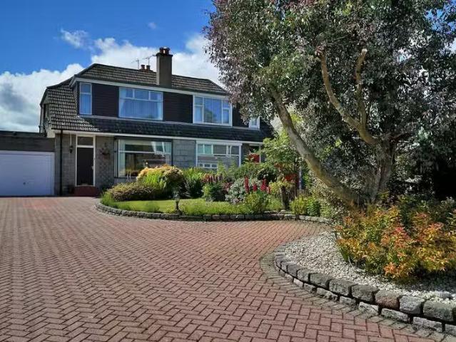 3 bedroom semi detached house for rent in Burnieboozle Crescen.