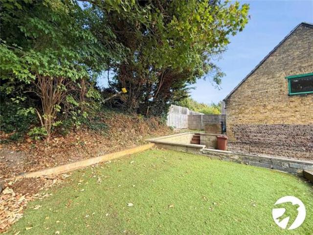 3 bedroom semi detached house for rent in Chalgrove Mews, Vicarage Road, Halling, Rochester, ME2