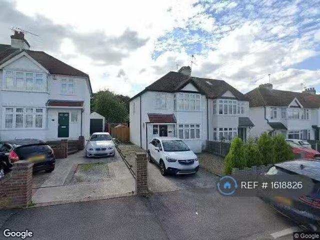3 bedroom semi detached house for rent in Chalk Road, Kent, DA12