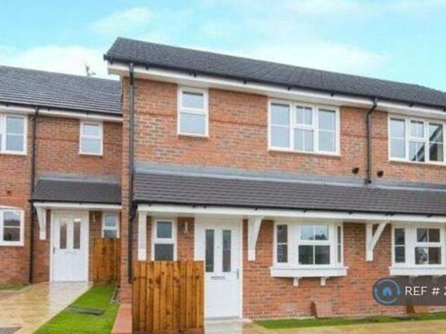 3 Bedroom Semi detached House For Rent In Chesham