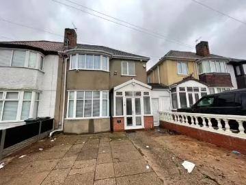 3 bedroom semi detached house for rent in Church Hill Road, Bi.