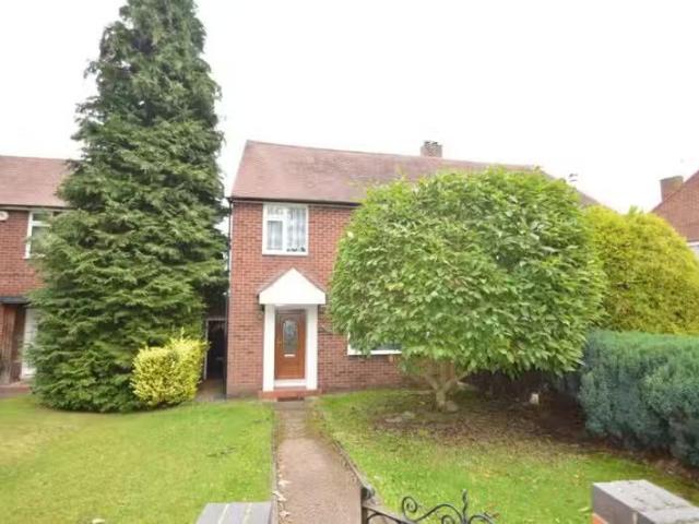 3 bedroom semi detached house for rent in Cot Lane, Kingswinfo.