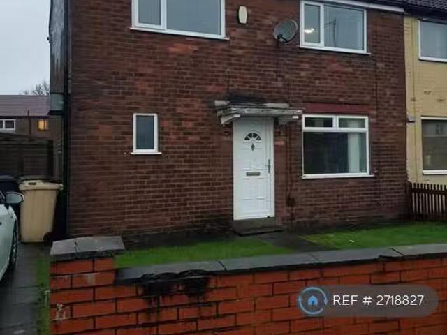 3 bedroom semi detached house for rent in Deepdale Road, Bolto.