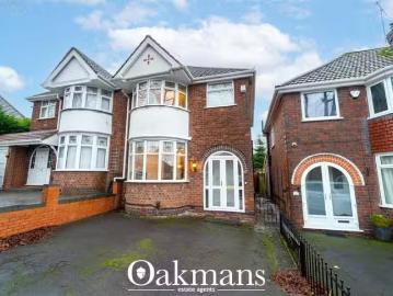 3 bedroom semi detached house for rent in Grayswood Park Road.