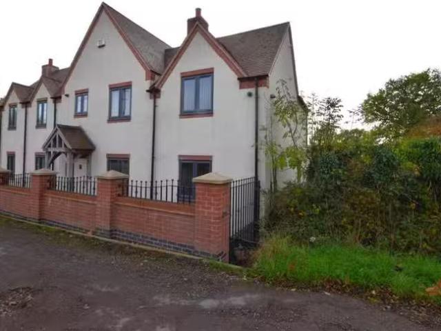 3 bedroom semi detached house for rent in Green Lane, Corley M.