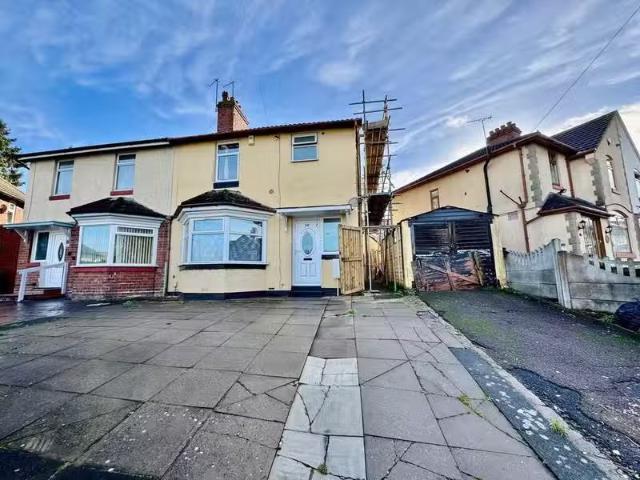 3 bedroom semi detached house for rent in Greenfield Road, Sme.