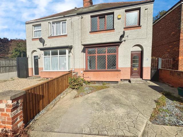 3 Bedroom Semi Detached House for rent in Haigh Road, Doncaster
